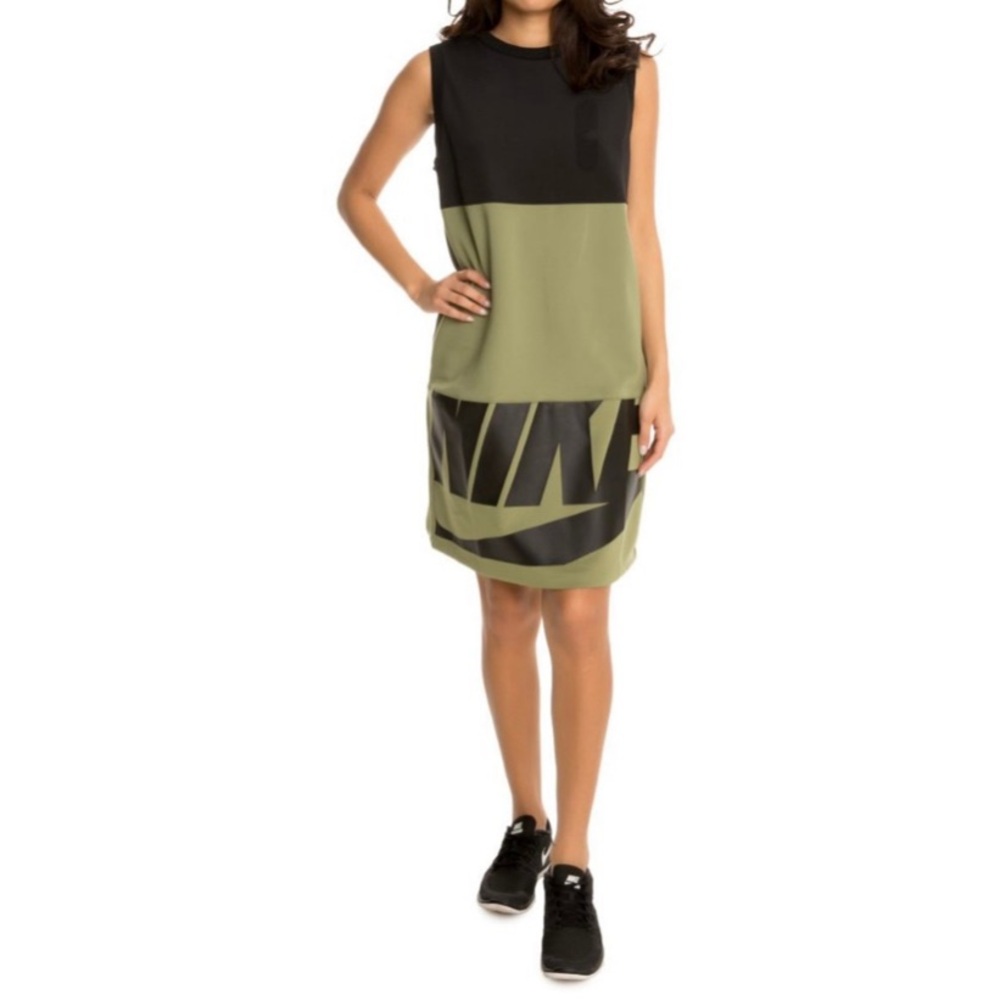 Stylish Black and Green Dress